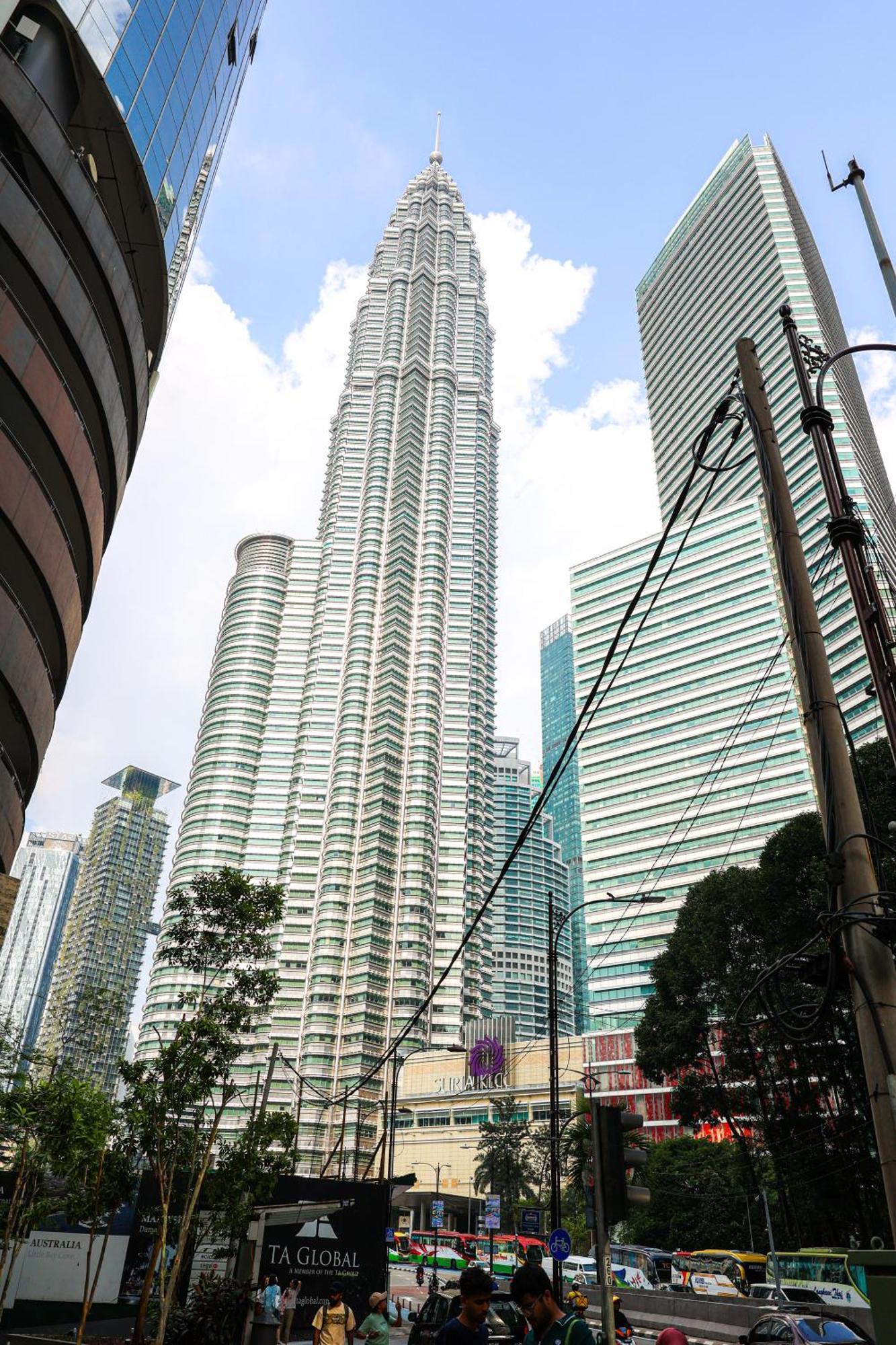 Sky Klcc By Calm Sojourn Pangsapuri *